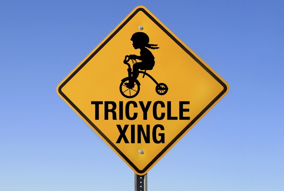tricycle xing sign