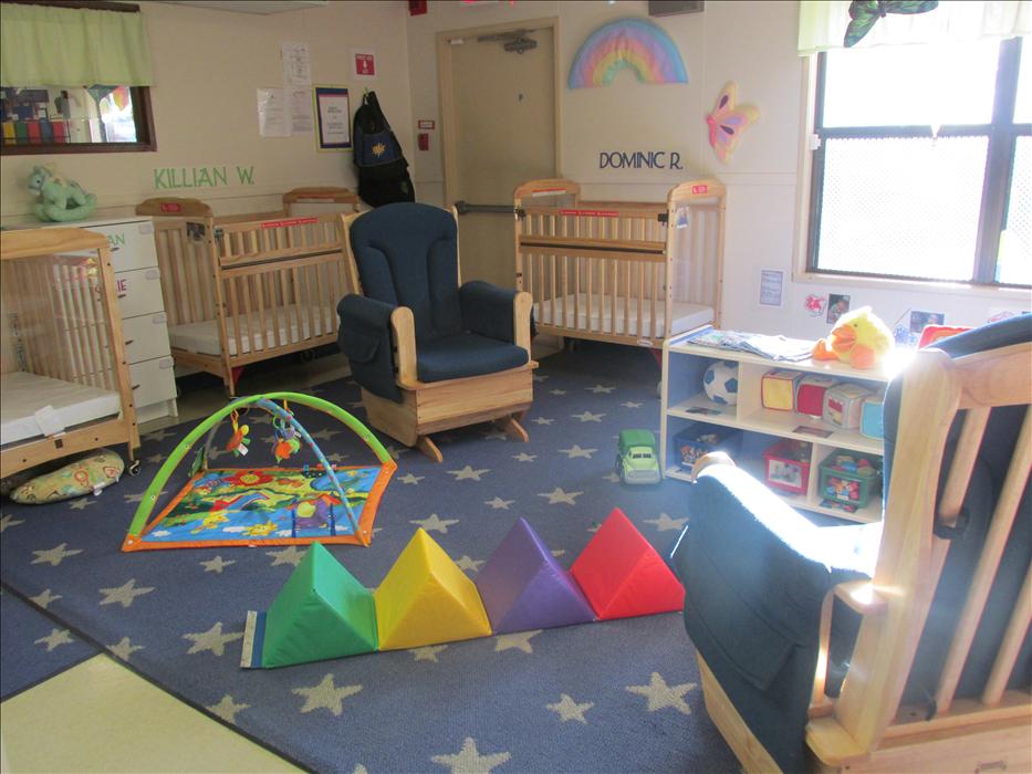 Cascade Park KinderCare Infant Classroom