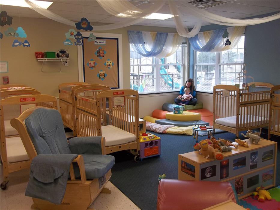 Frankfort KinderCare Infant Classroom