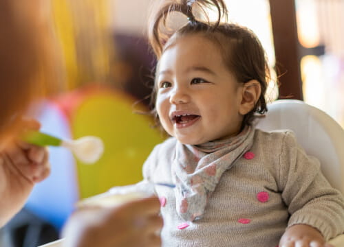 baby smile while eating