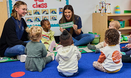 teacher teaching toddlers
